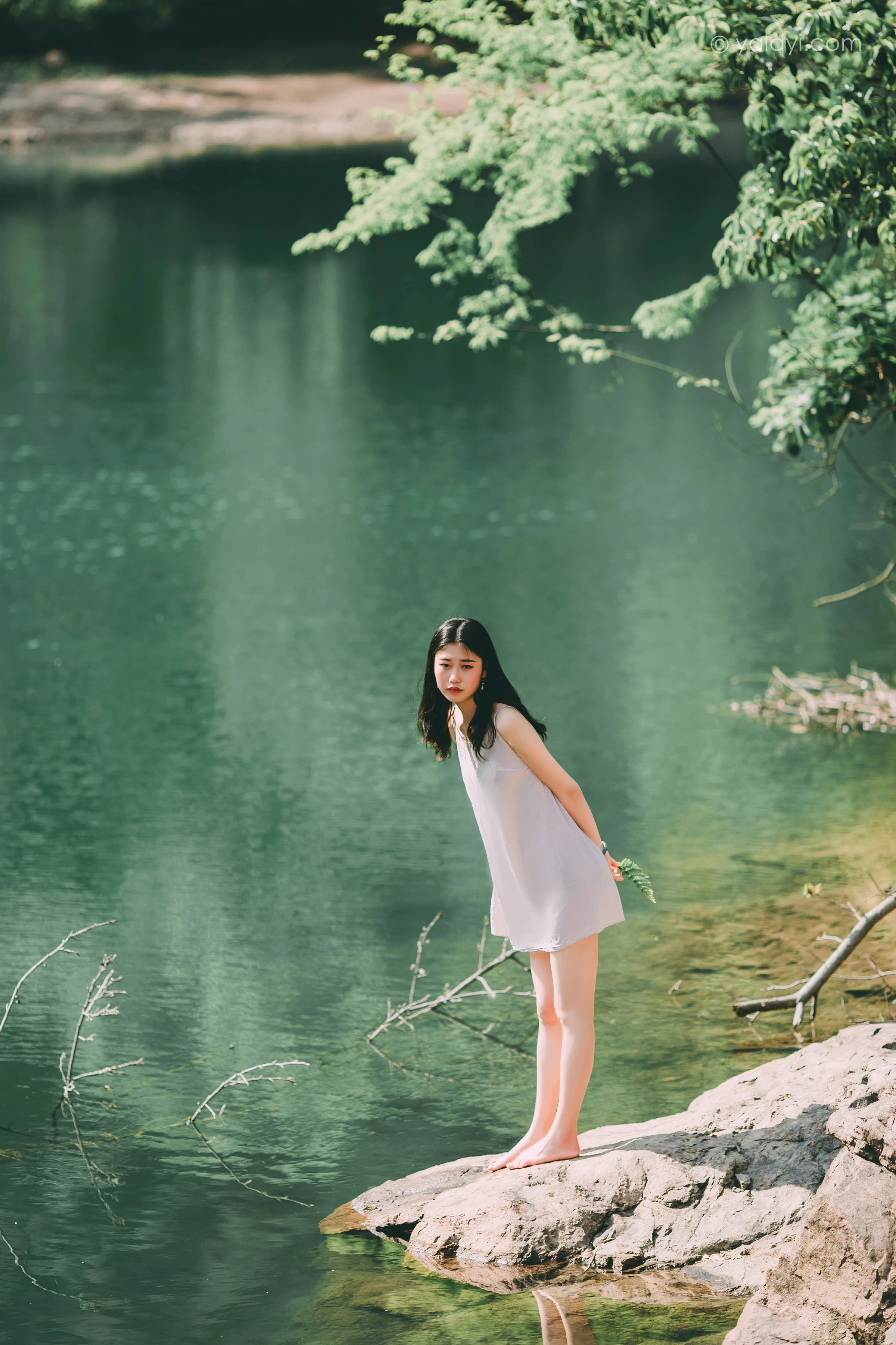 [YALAYI雅拉伊]NO.663 《涟漪》 和风 JK制服与短裙加黑色蕾丝内衣写真第18张