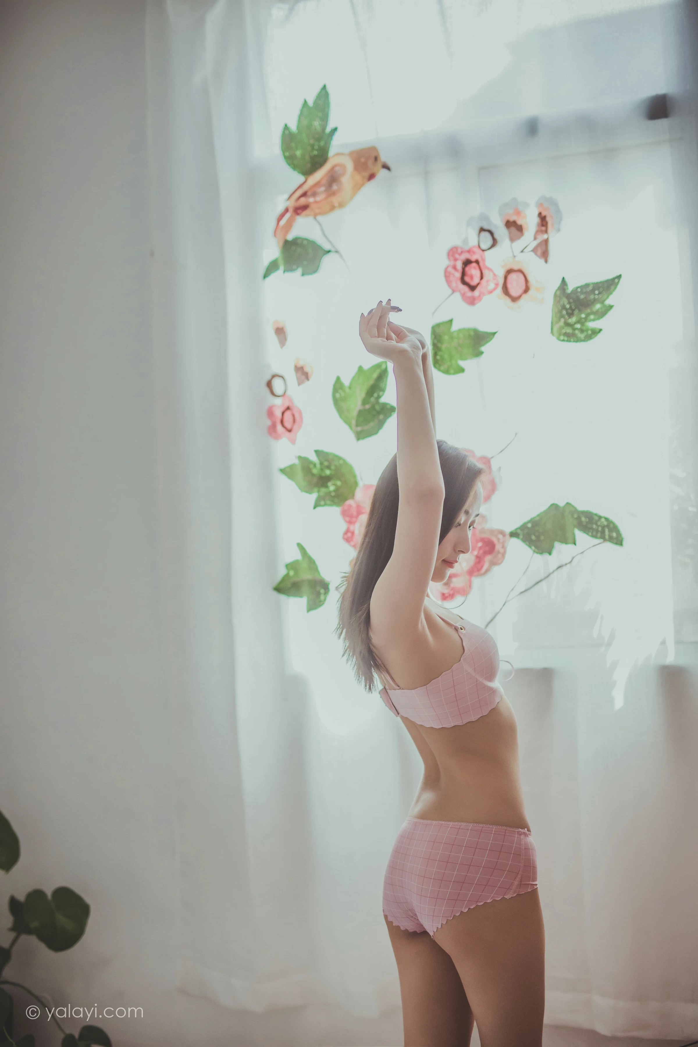 [YALAYI雅拉伊]NO.664 《相濡以沫》 海棠 粉色内衣性感私房写真集第11张