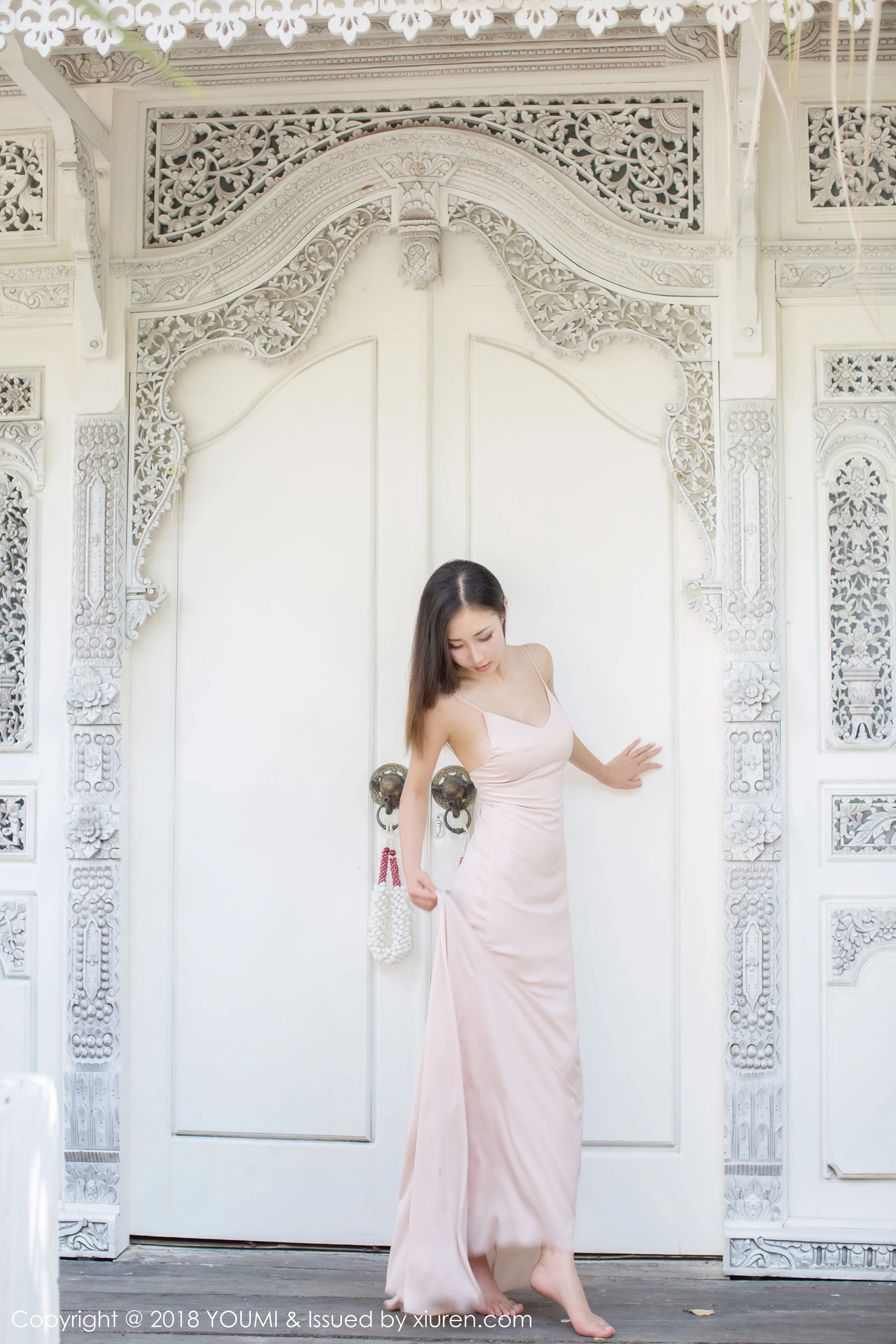  Yumi-尤美《优雅长裙+比基尼》 尤蜜荟YouMi Vol.156